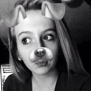 Meet your Posher, Ella